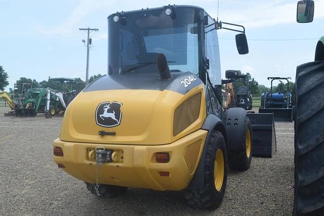 Image of John Deere 204L equipment image 2