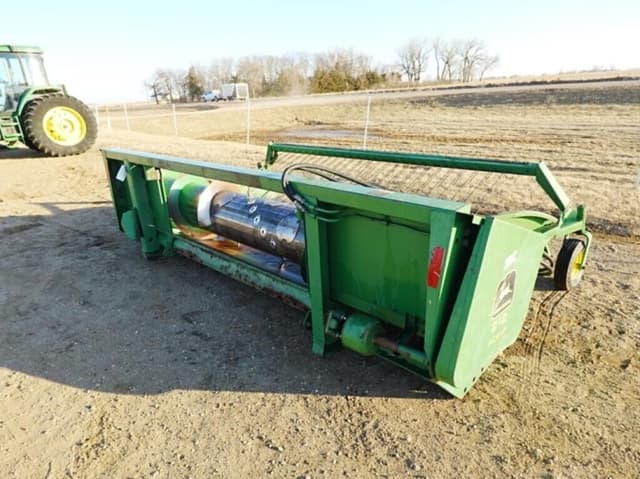 Image of John Deere 212 equipment image 3