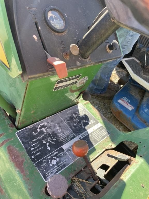 Image of John Deere 214 equipment image 3