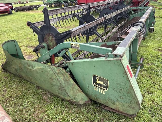 Image of John Deere 216 equipment image 4