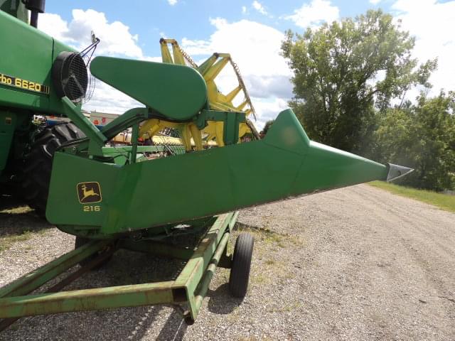 Image of John Deere 216 equipment image 3