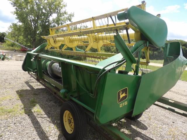 Image of John Deere 216 equipment image 4