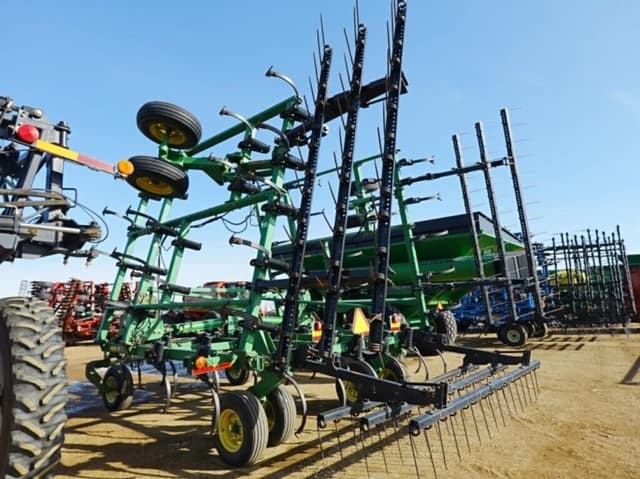 Image of John Deere 2200 equipment image 3