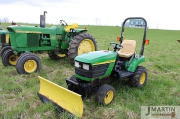 Main image John Deere 2210