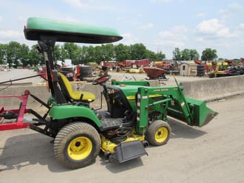 Main image John Deere 2210