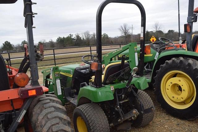 Image of John Deere 2210 equipment image 1