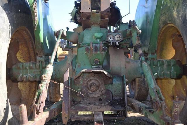 Image of John Deere 2240 equipment image 4