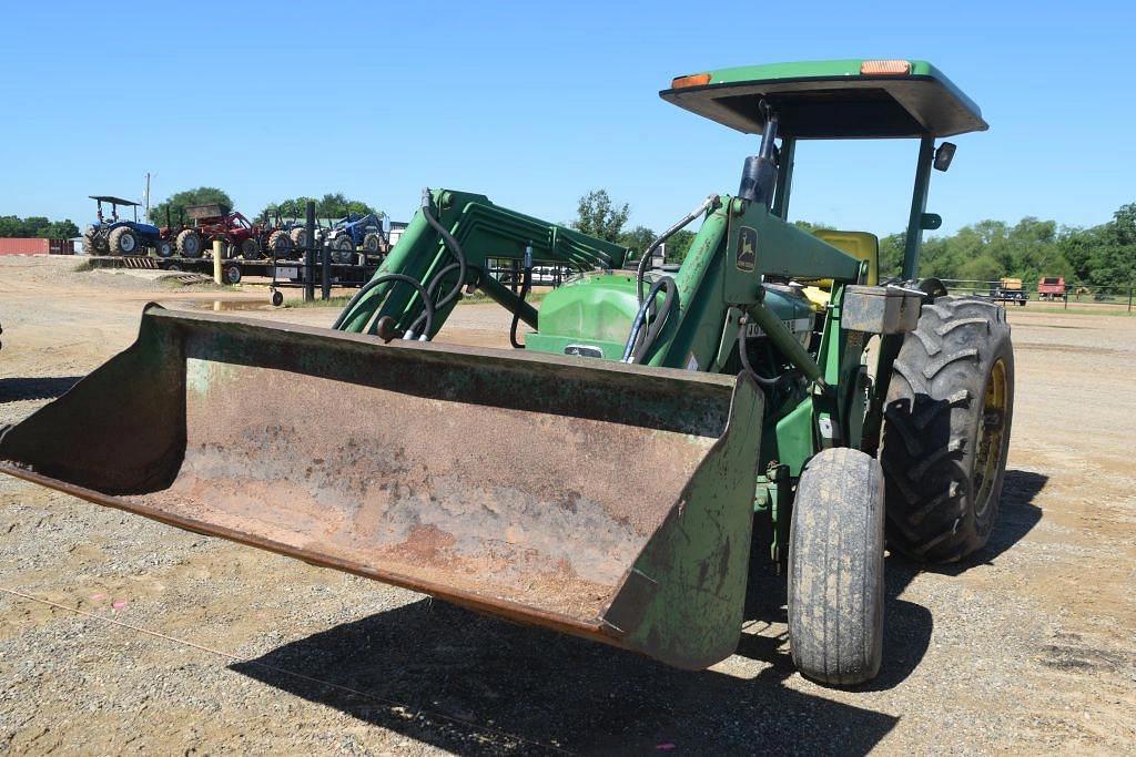 Image of John Deere 2240 Primary image