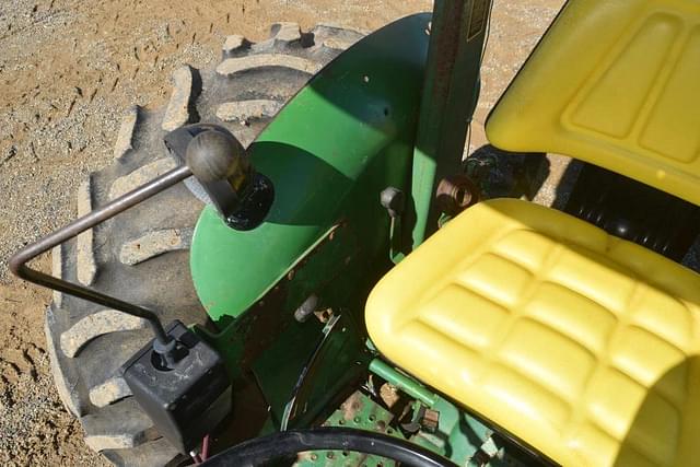 Image of John Deere 2240 equipment image 4