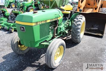 Main image John Deere 2240