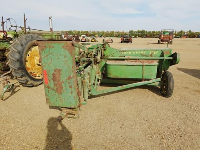 Image of John Deere 224T equipment image 4