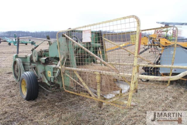 Image of John Deere 224WS equipment image 3