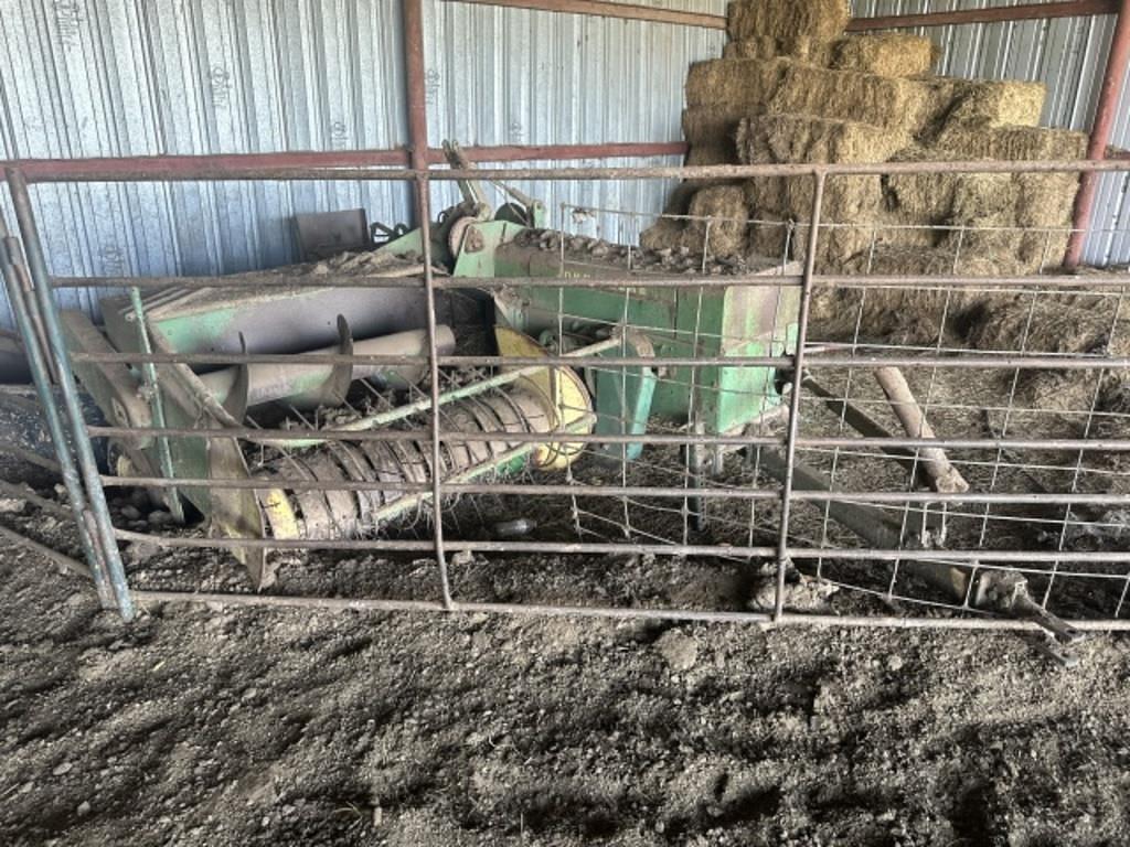 Image of John Deere 224WS Primary image