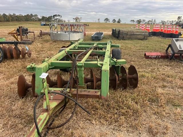 Image of John Deere 225 equipment image 1