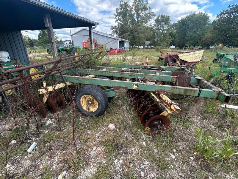 Image of John Deere 230 Image 1