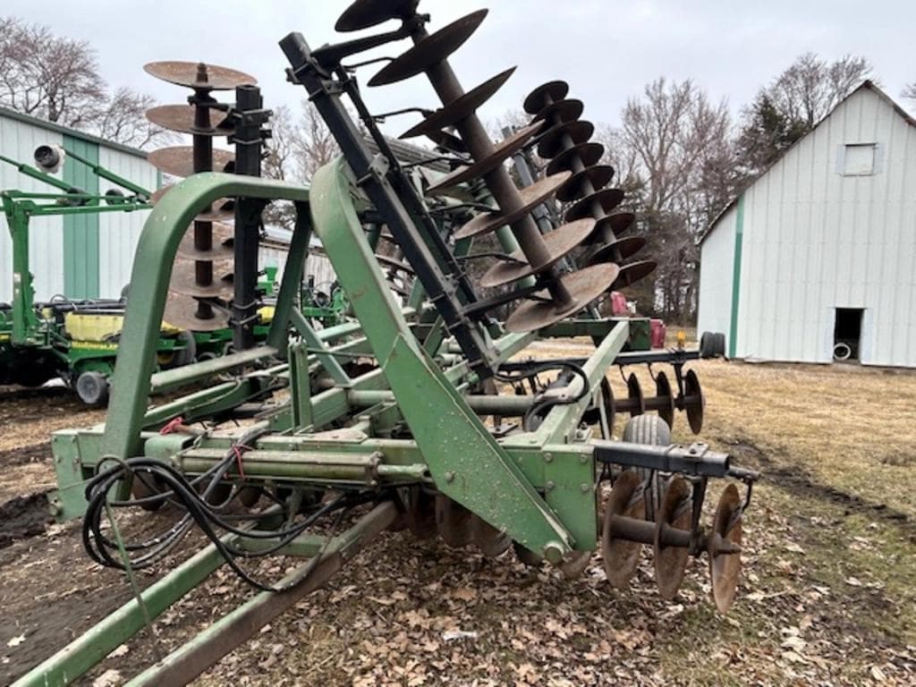 Image of John Deere 230 Image 0