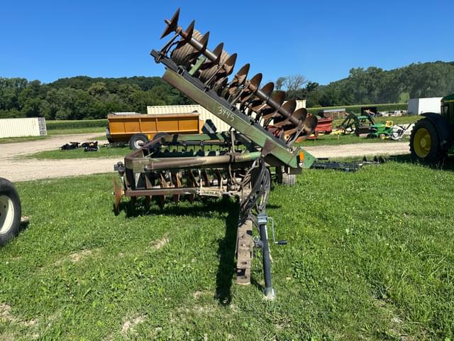 Image of John Deere 230 equipment image 1