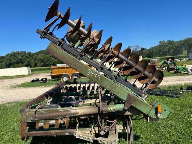 Image of John Deere 230 equipment image 2