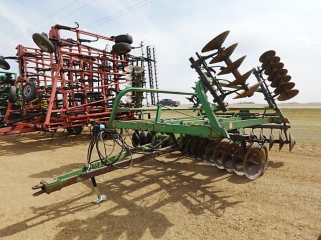 Image of John Deere 230 equipment image 1