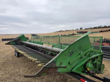 Main image John Deere 230