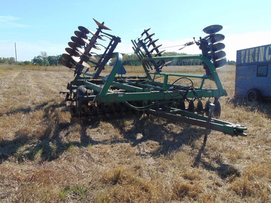 Image of John Deere 230 Image 1