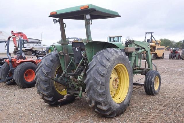 Image of John Deere 2350 equipment image 2