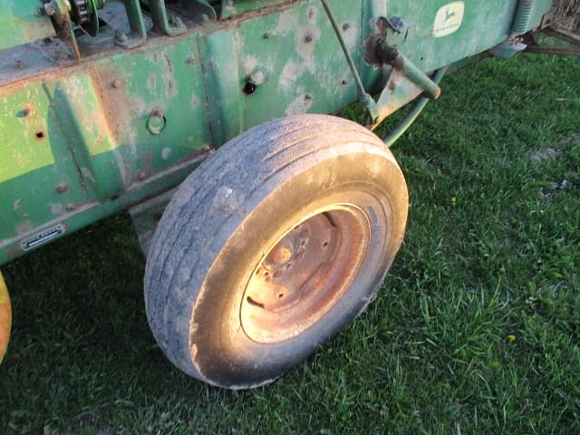 Image of John Deere 24T equipment image 4