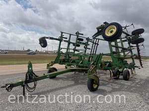 John Deere 2400 Image