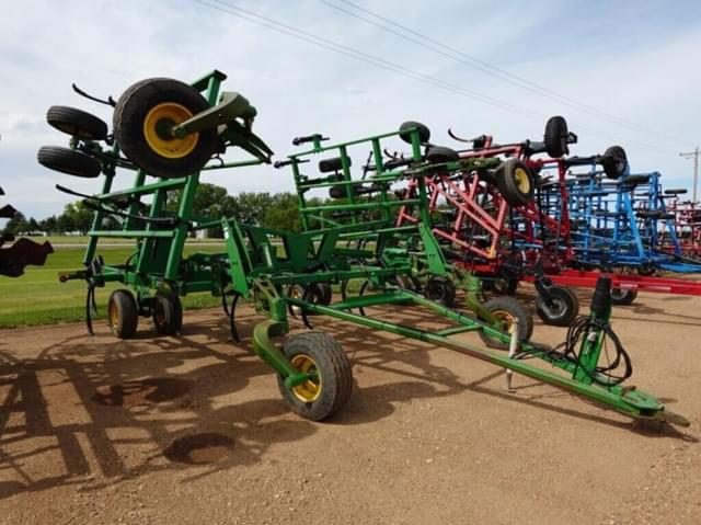 Image of John Deere 2410 equipment image 1