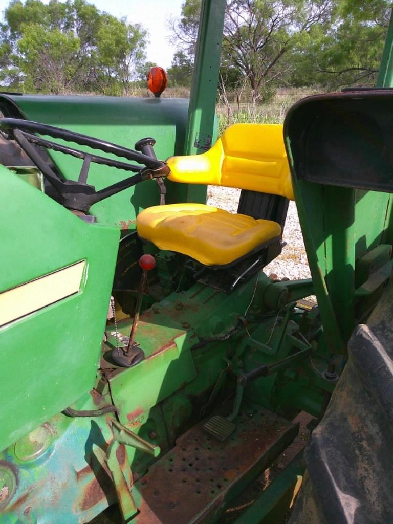 Image of John Deere 2440 Image 1