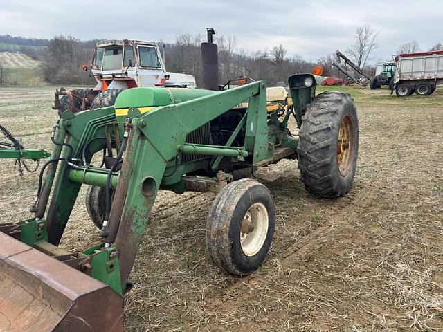 Image of John Deere 2440 equipment image 1