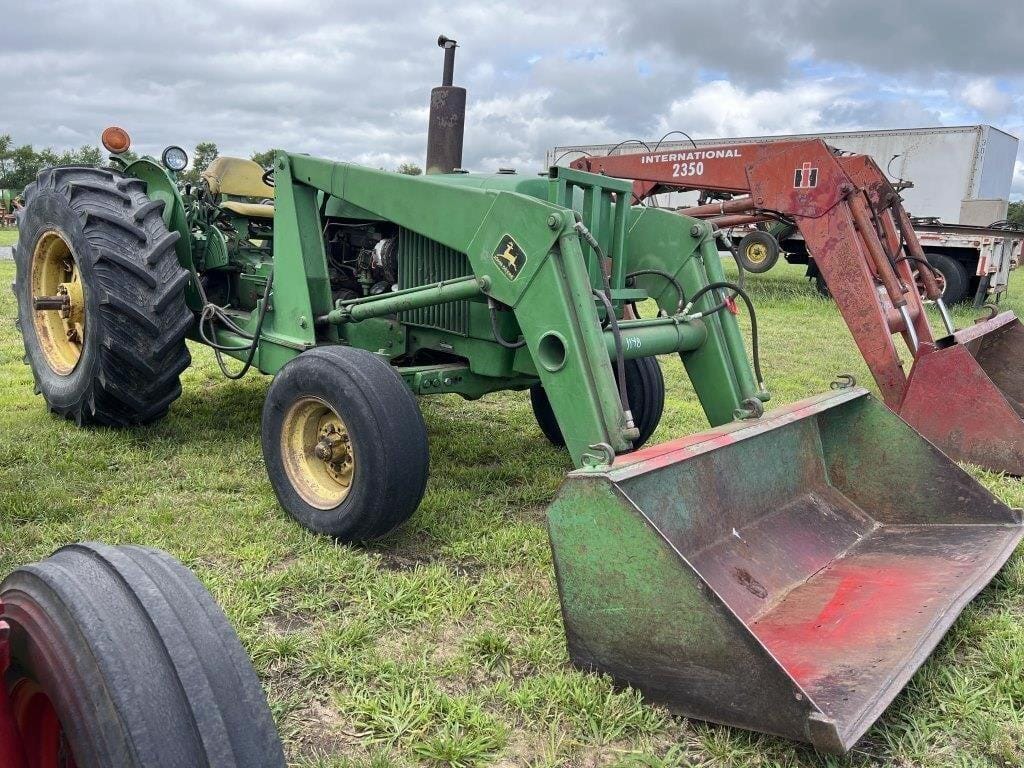 Main image John Deere 2440