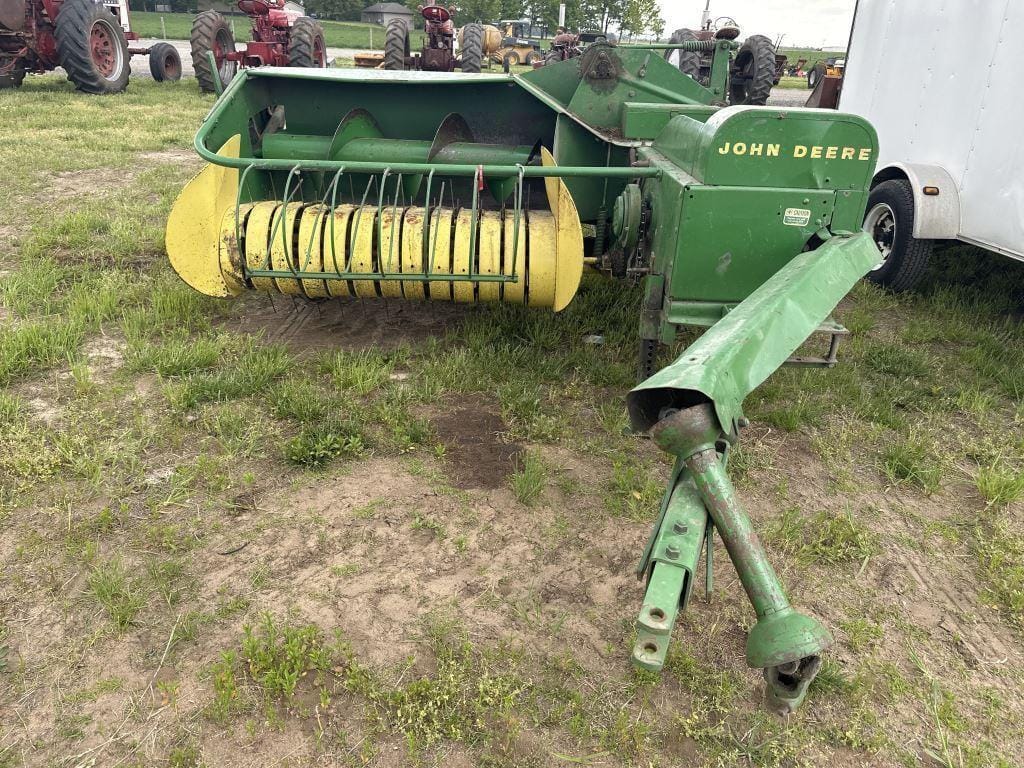 Main image John Deere 24T