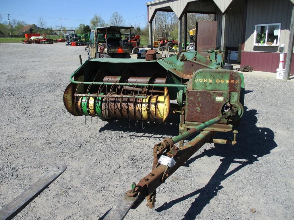 Main image John Deere 24T