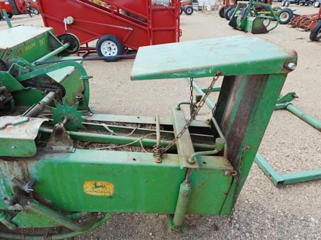 Image of John Deere 24T equipment image 4