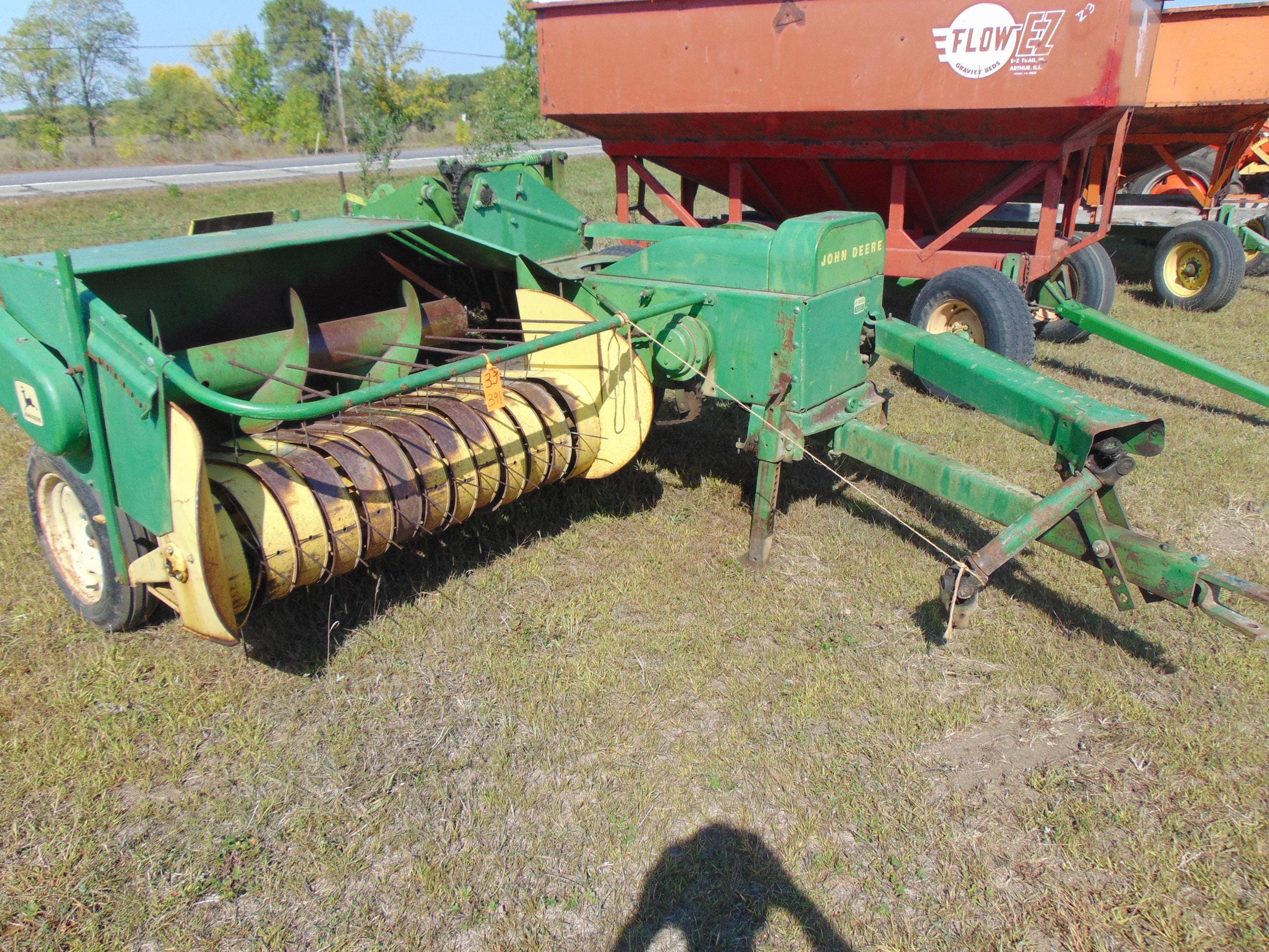 Main image John Deere 24T