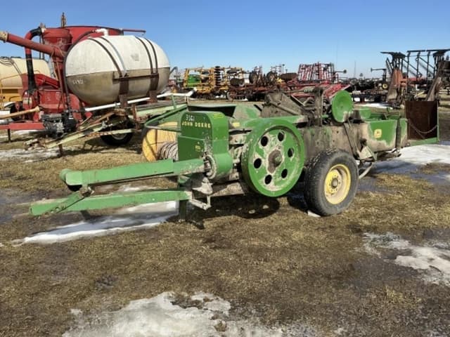 Image of John Deere 24T equipment image 2