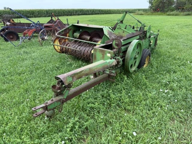 Image of John Deere 24T equipment image 4