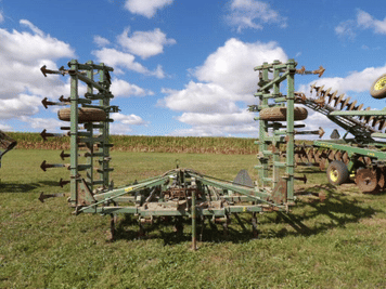 Main image John Deere Undetermined