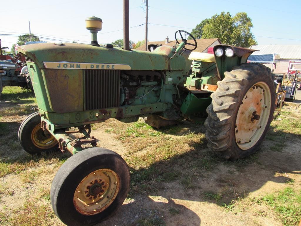Main image John Deere 2510