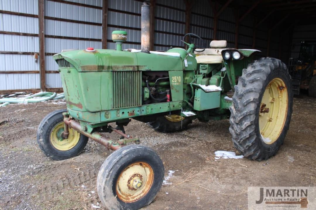 Image of John Deere 2510 Primary image