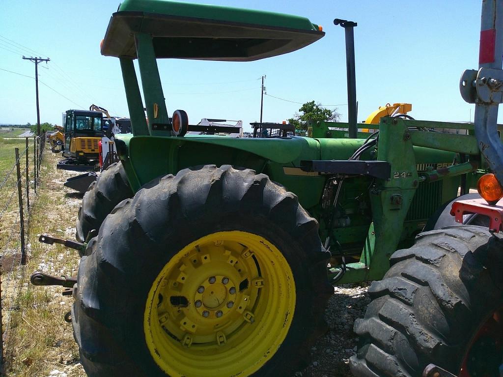 Image of John Deere 2550 Image 1