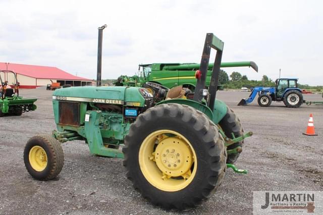 Image of John Deere 2555 equipment image 2