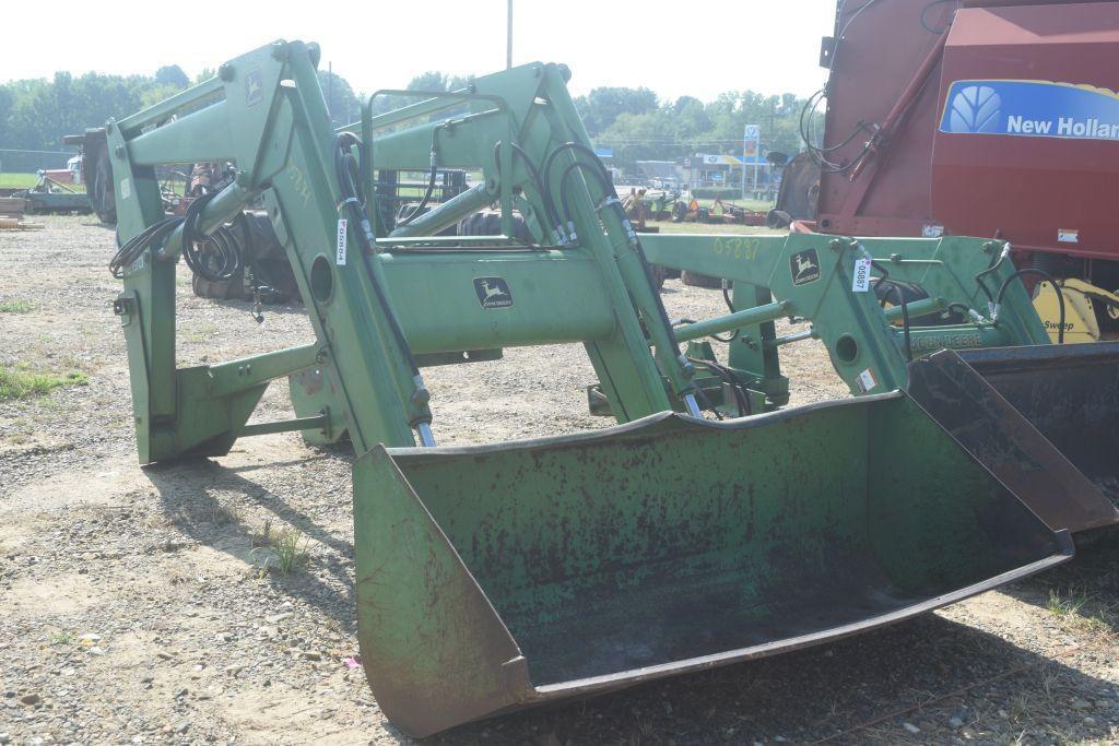 Image of John Deere 260 Image 0