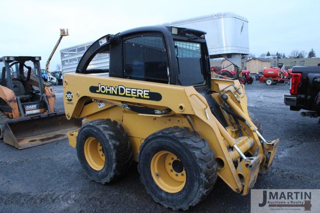 Main image John Deere 260