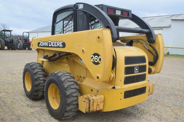 Image of John Deere 260 equipment image 1