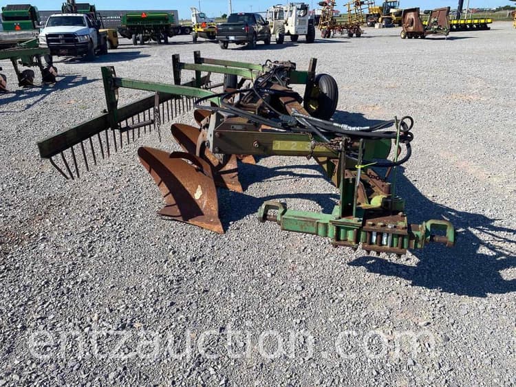 John Deere 2600 Tillage Plows for Sale Tractor Zoom