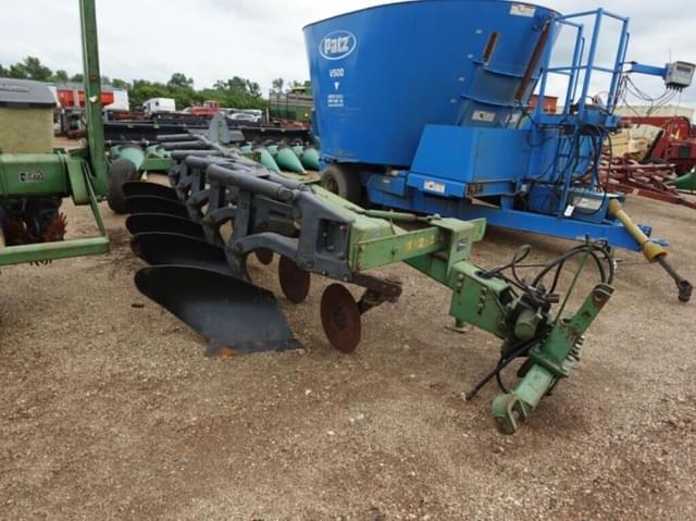 Image of John Deere 2600 equipment image 1