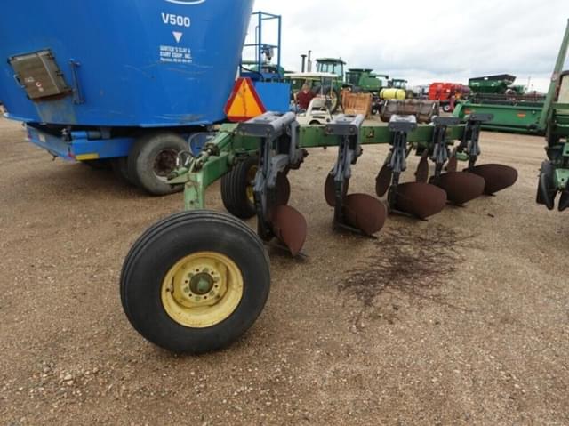 Image of John Deere 2600 equipment image 3