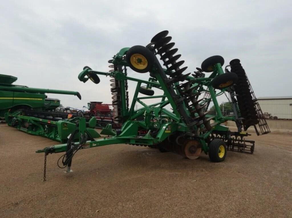 Image of John Deere 2623VT Primary image